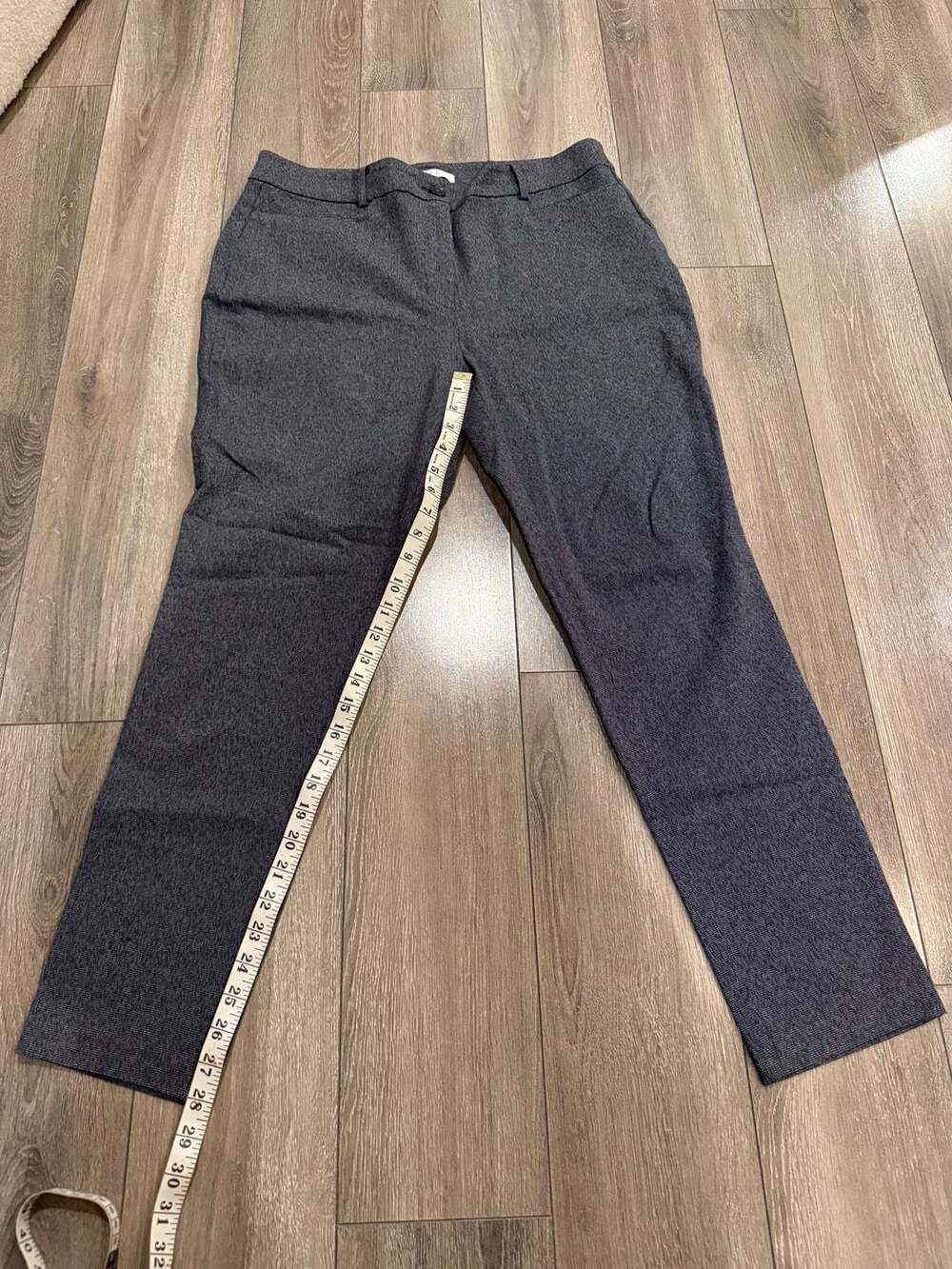 LOFT Curvy Skinny Gray Textured Pants Size 12